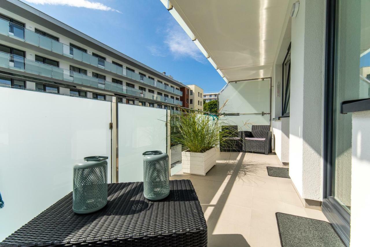 Apartament "Blizej Morza 30" Колобжег Екстер'єр фото